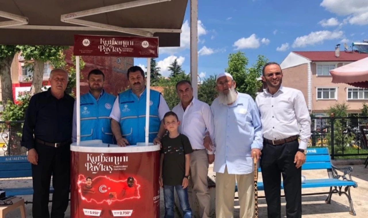 Gümüşhacıköy'de Kurban Bağış Standı Açıldı