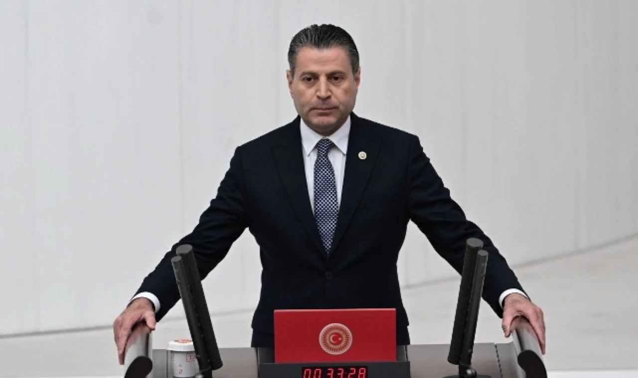 KARAGÖZ BAŞSAĞLIĞI DİLEDİ