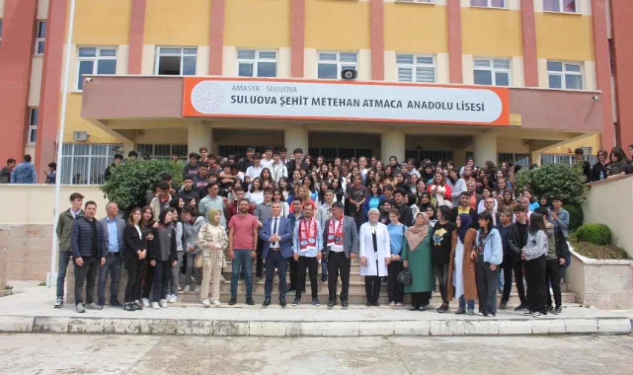 KARDEŞ OKUL PROJESİ KAPSAMINDA SULUOVA’YA GELDİLER