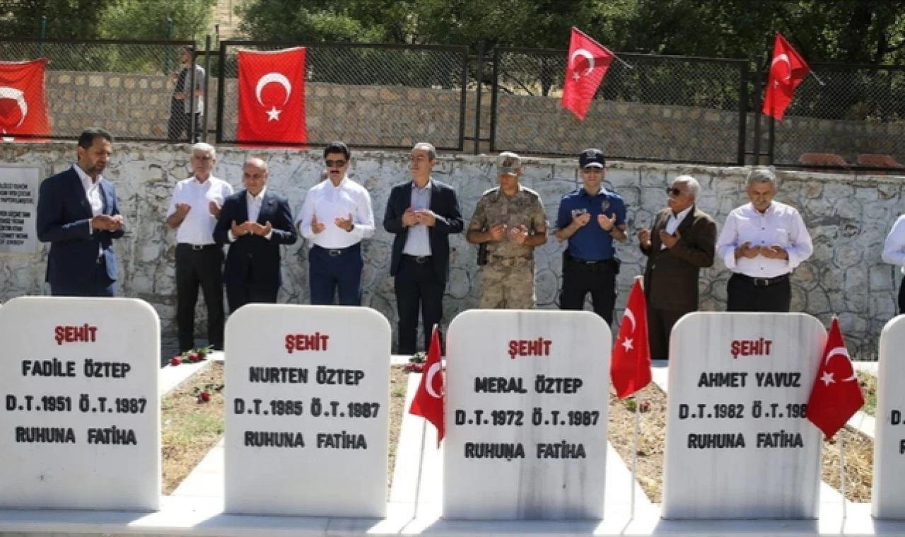 Mardin'de 36 Yıl Önce PKK'lı Teröristlerce Katledilen 30 Kişi Törenle Anıldı