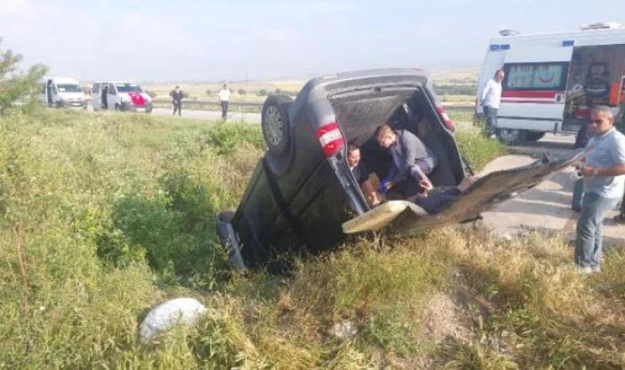 MERZİFON’DA KAZA: 8 YARALI