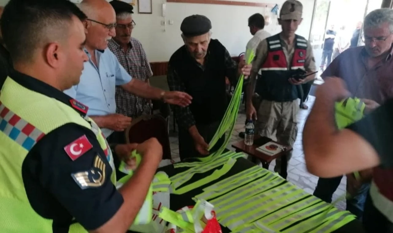 “Reflektif Tasma” Uygulaması Taşova’da Başladı