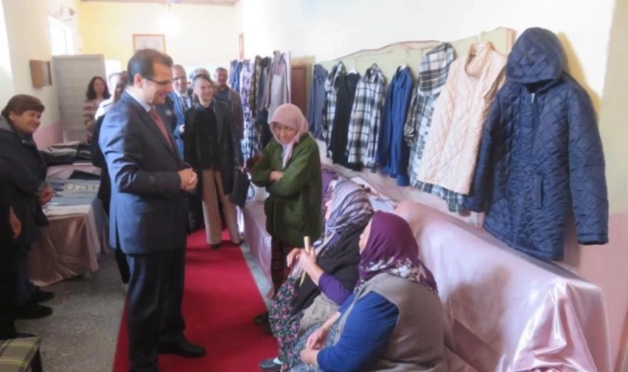 YAKUP KÖYÜ'NDE YIL SONU SERGİSİ DÜZENLENDİ