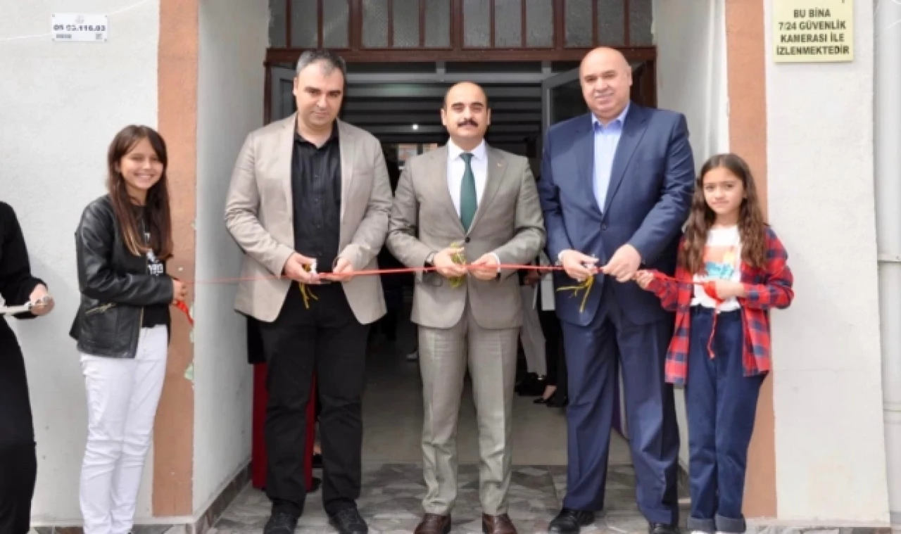 YIL SONU SERGİSİ AÇILDI