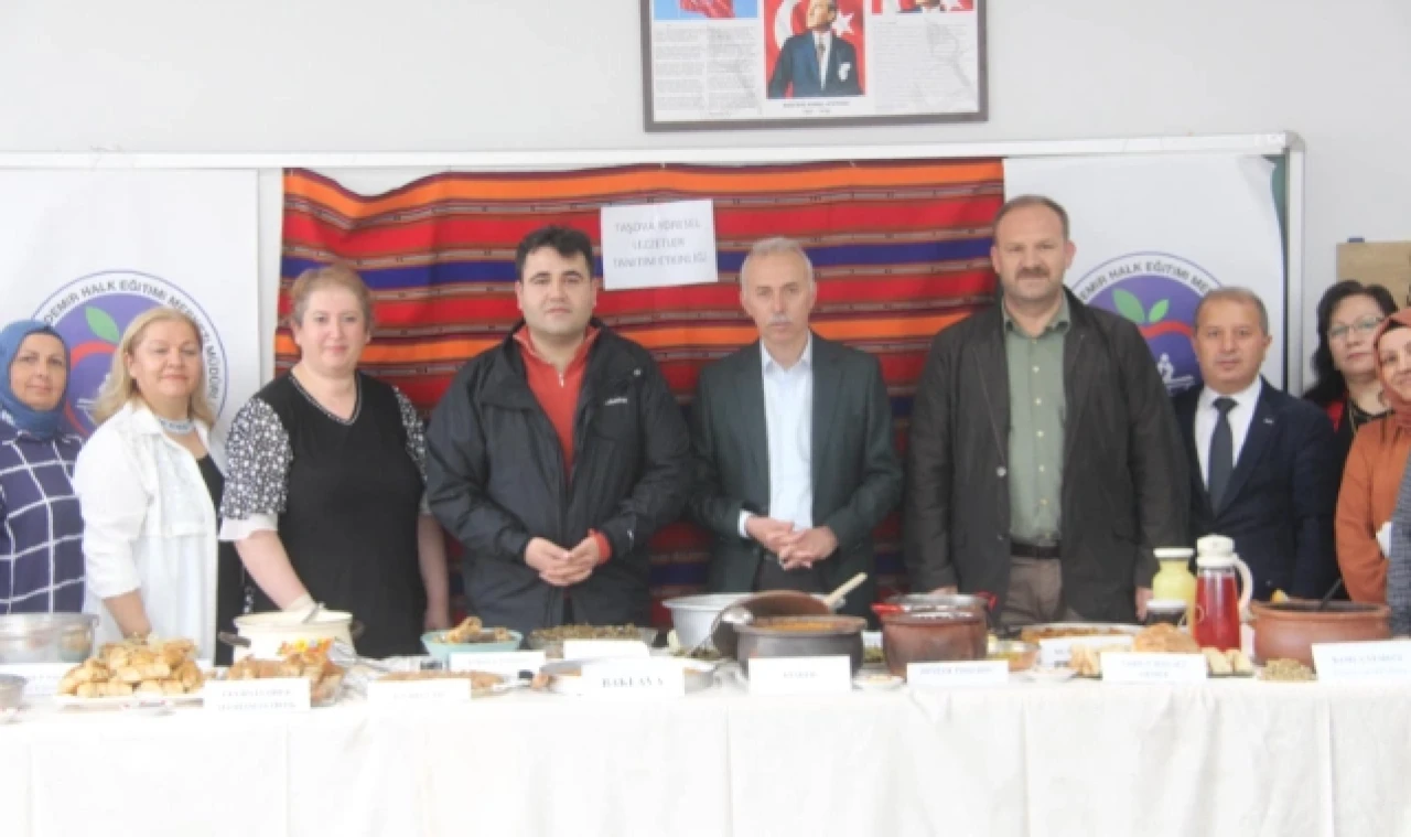 YÖRESEL YEMEKLER TANITILDI