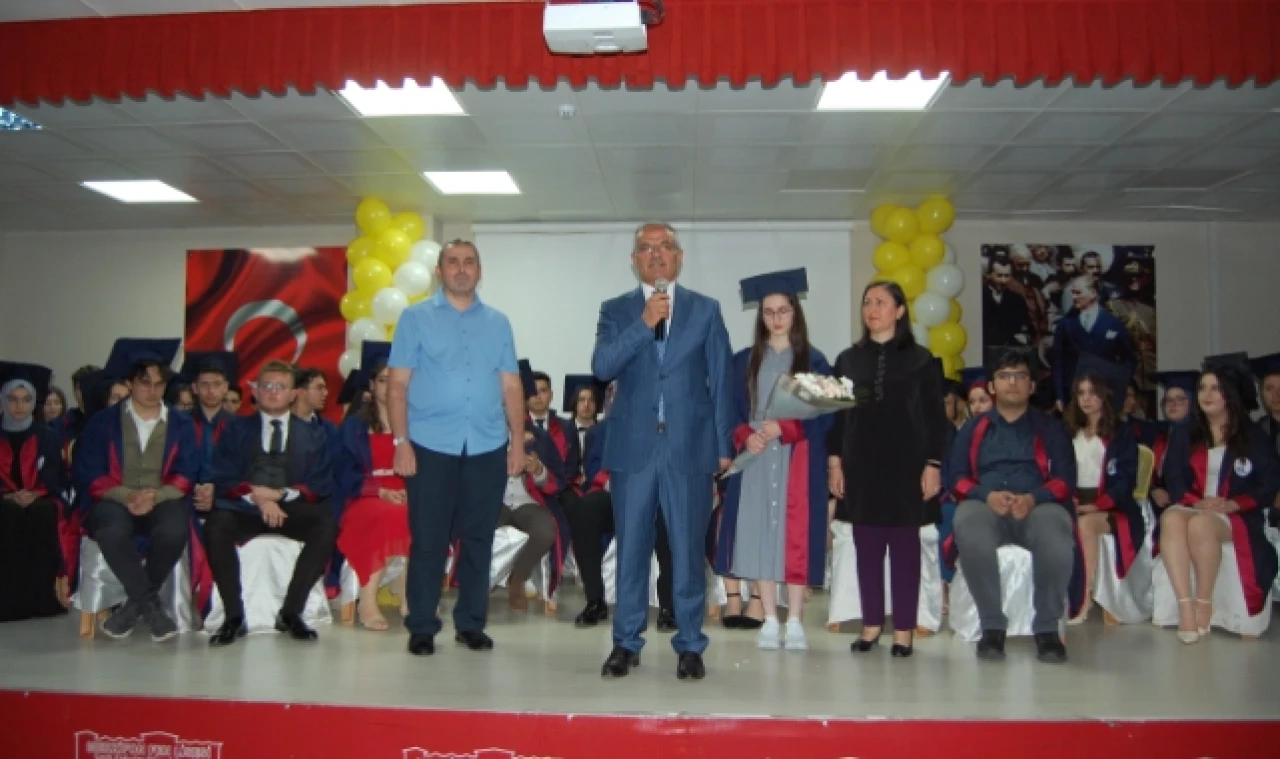 YOZGAT MEZUNLARA SESLENDİ