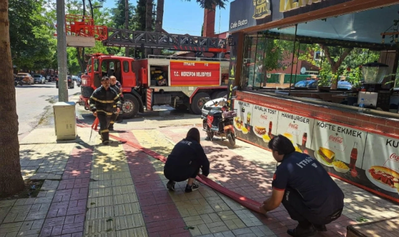 Kafede çıkan yangın söndürüldü