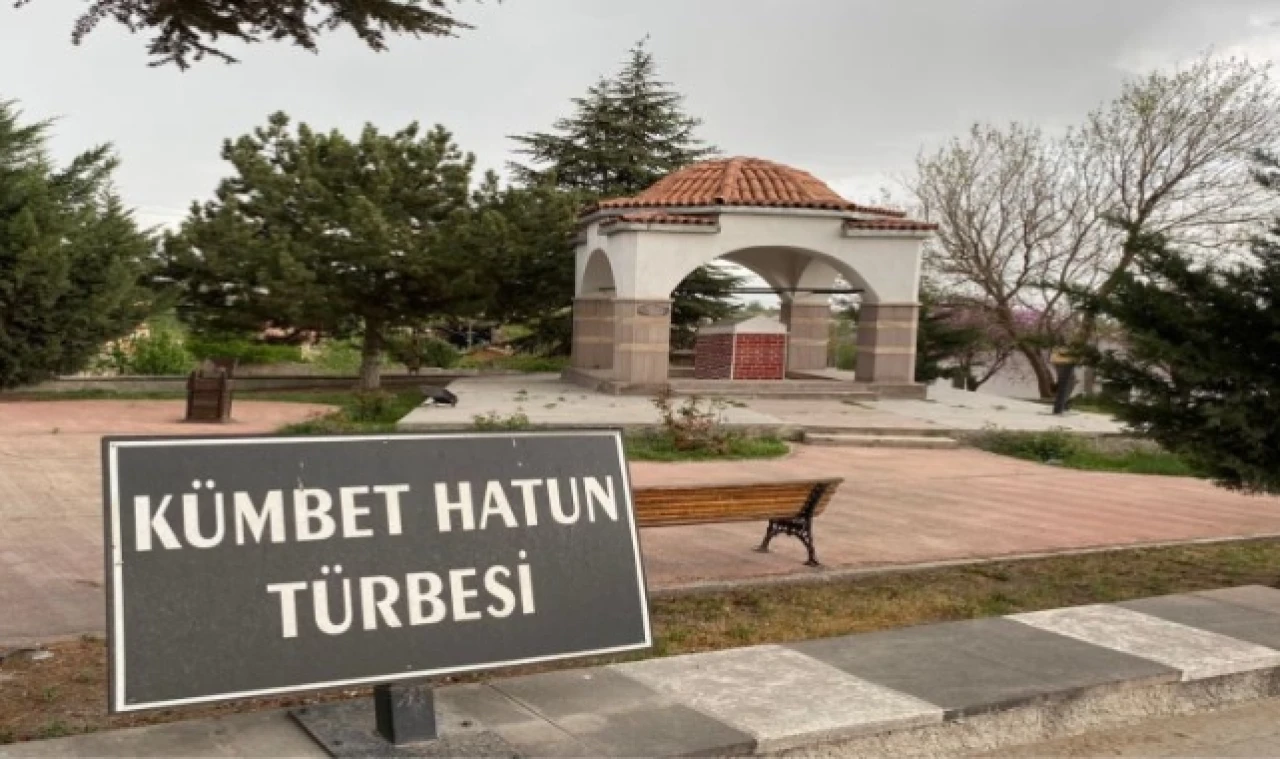 Kümbet Hatun Türbesi