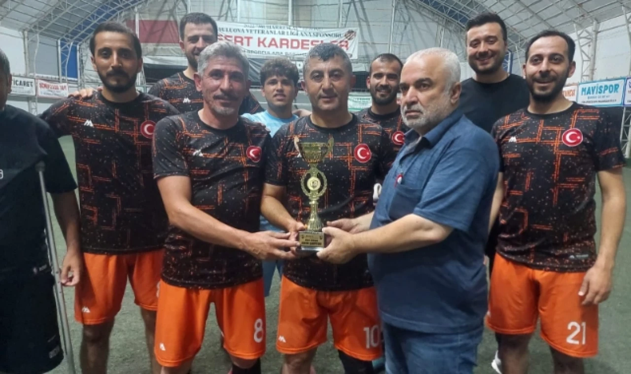 Kurumlar Ligi Şampiyonu Eğitimciler FK Oldu