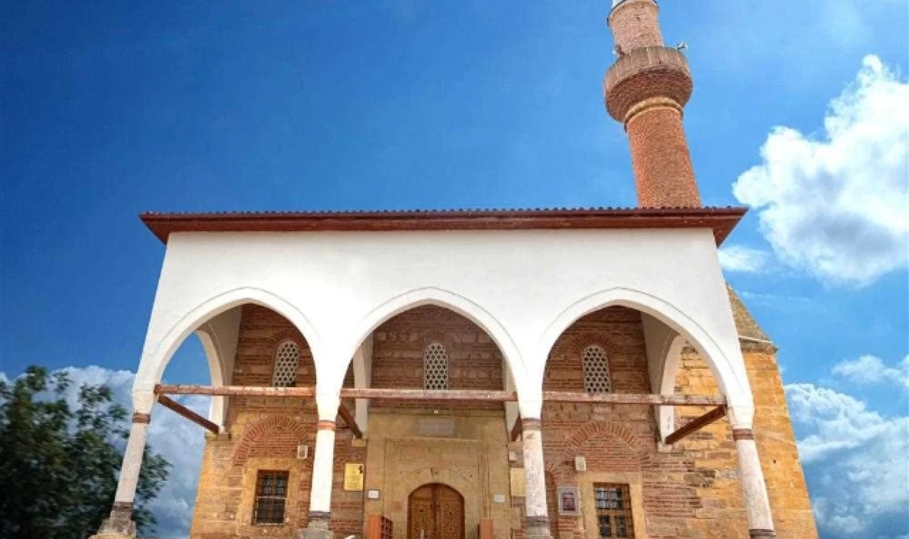 Merzifon’da görülmesi gereken yerler: Abide Hatun Cami