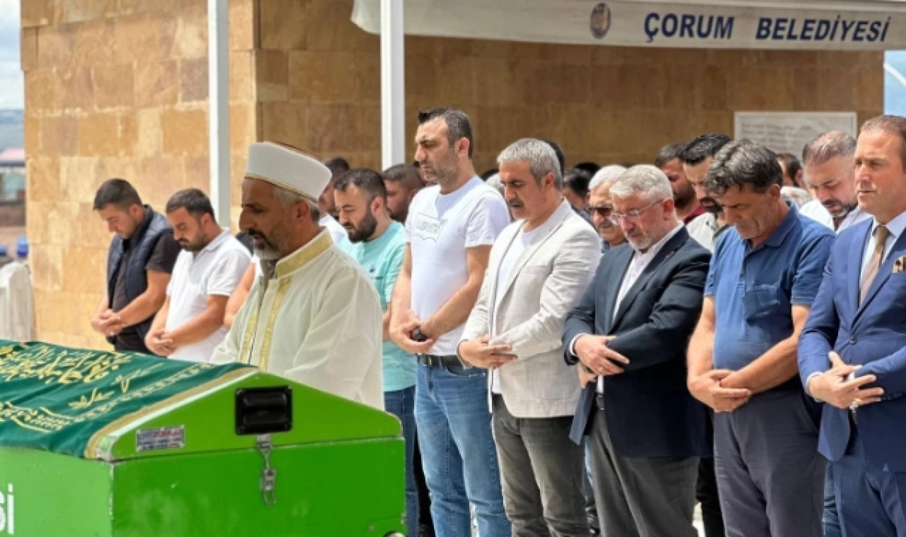 Nefes borusuna yemek kaçan çocuk hastanede hayatını kaybetti