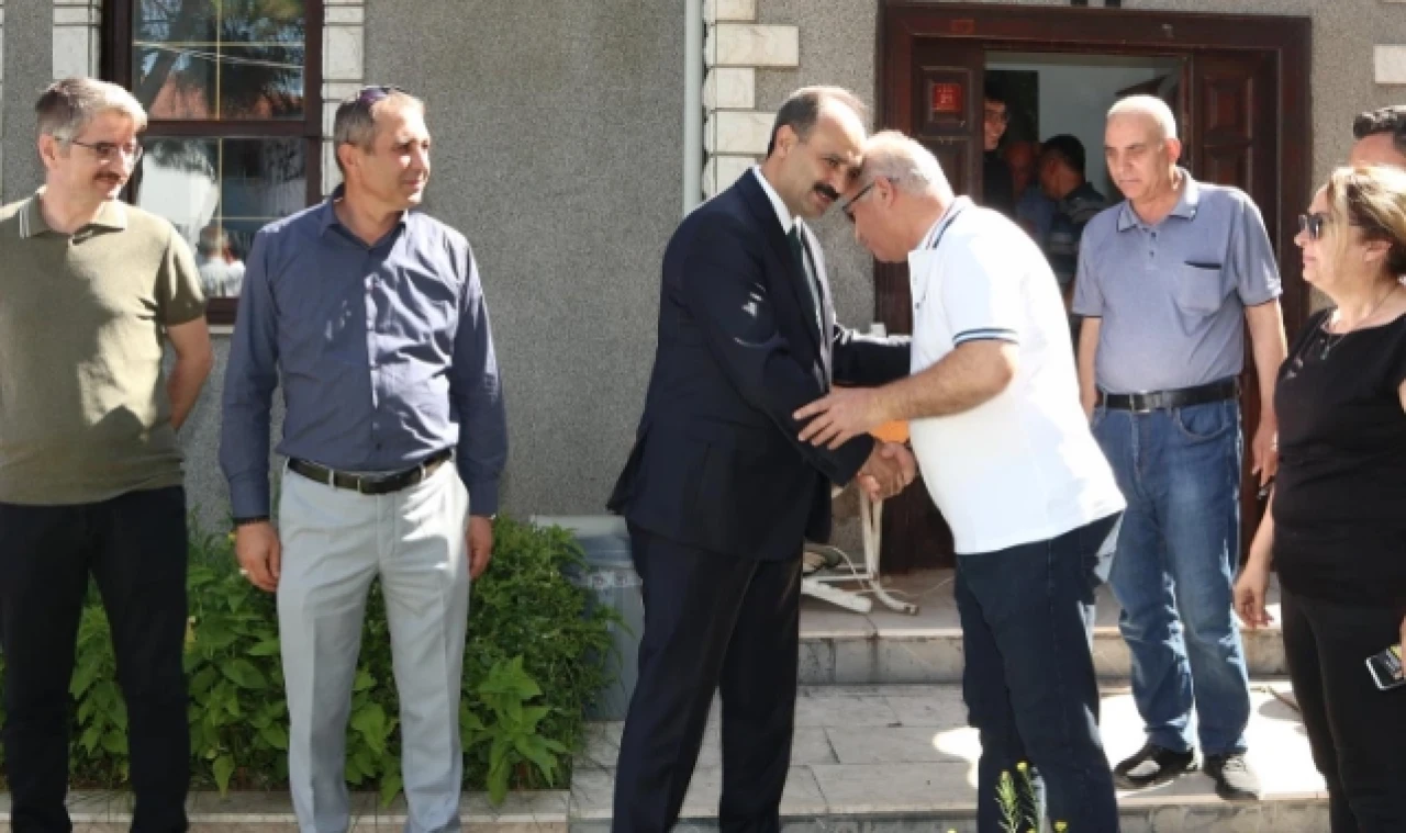 Önce Bayramlaşma Sonra Mesai