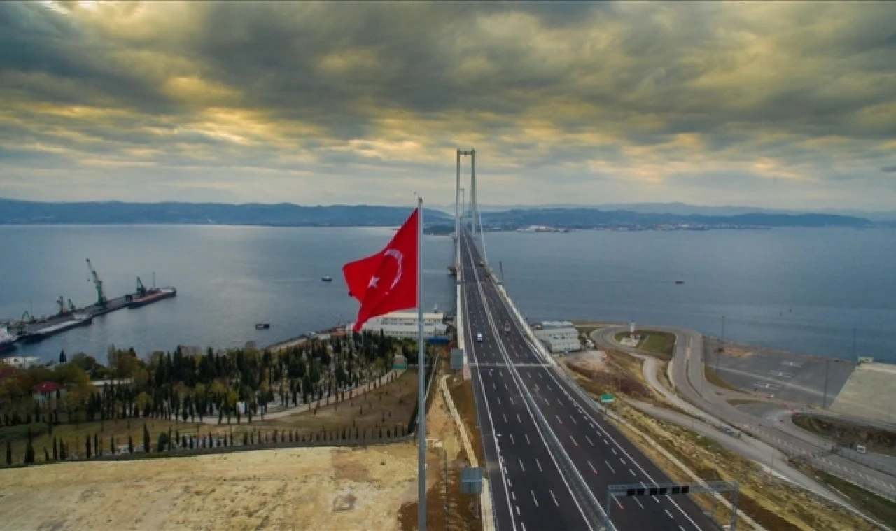 Osmangazi Köprüsü 7 yaşında