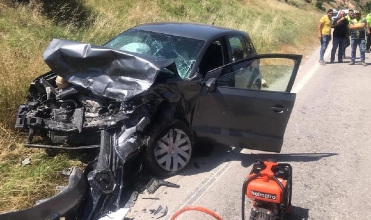 Suluova'da Feci Kaza: 1 Ölü, 5 Yaralı