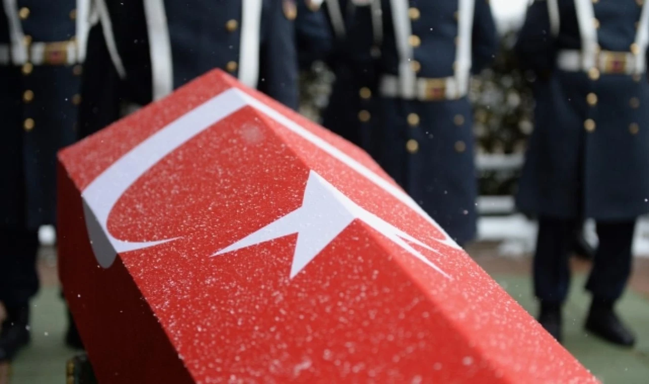Pençe kilit harekatı bölgesinde 1 asker şehit oldu