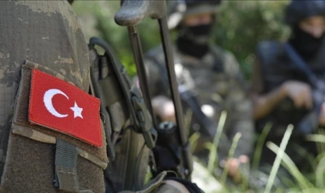 Pençe Kilit operasyonu bölgesinde silah kazası sonucu bir asker şehit oldu