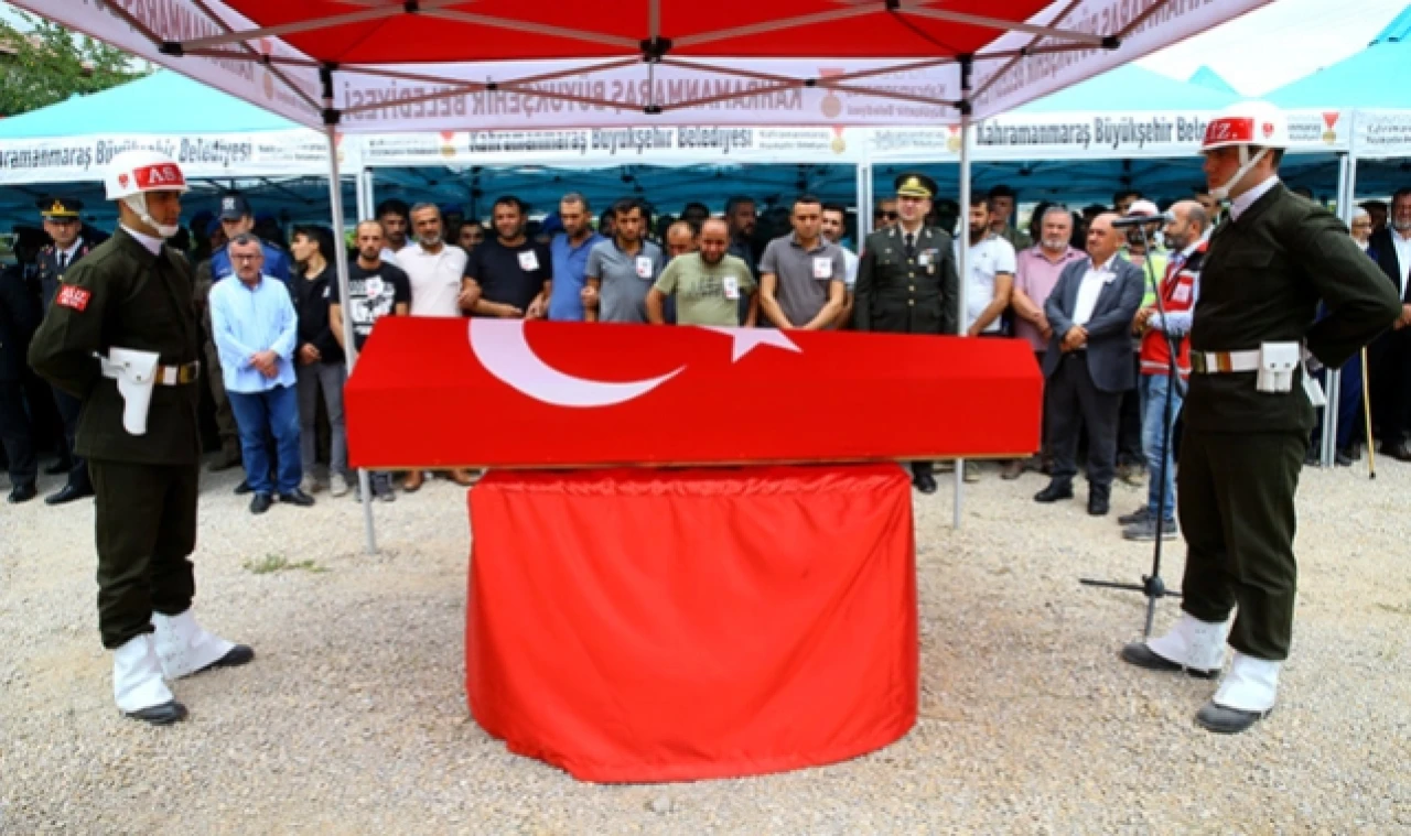 Şehit Piyade Sözleşmeli Er Hasan Taş, son yolculuğuna uğurlandı