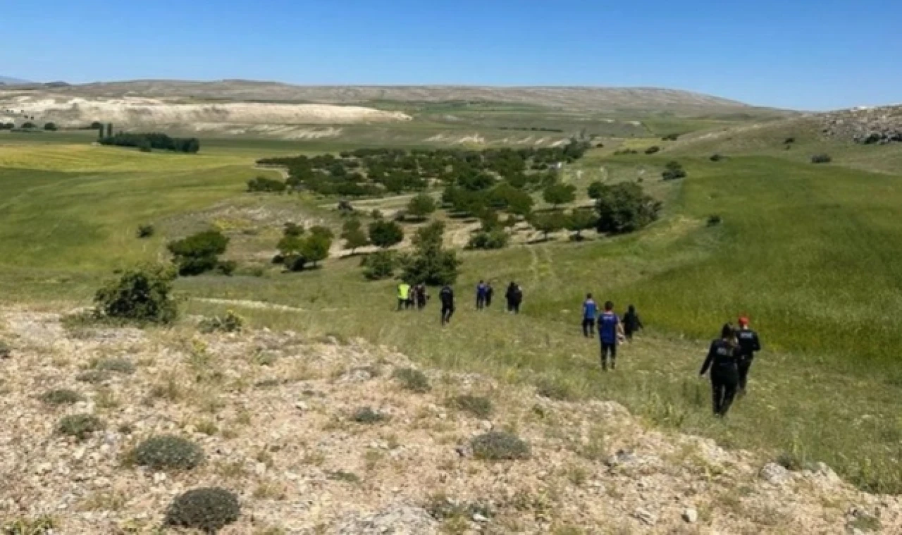 Sivas'ta 2 gün önce kaybolan kişi arazide ölü bulundu