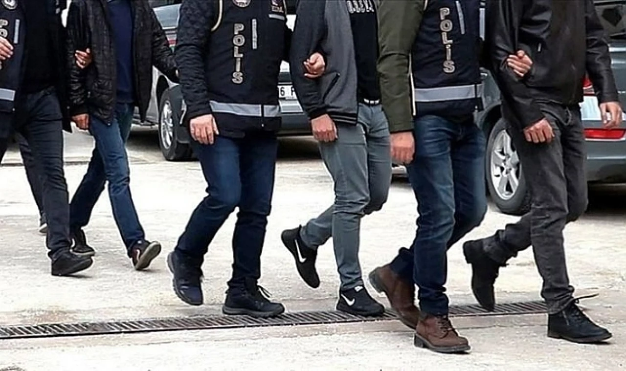 Şok uygulamalarda 33 kişi yakalandı