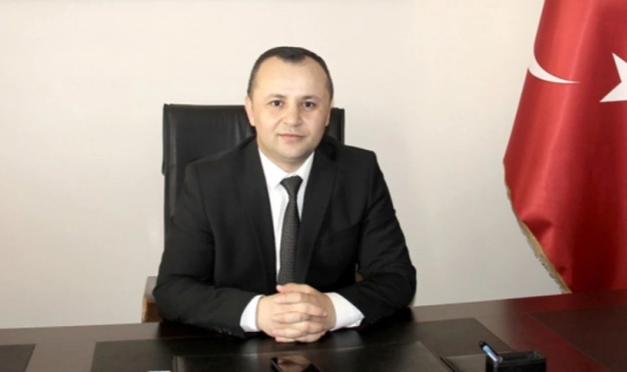 "TRT GENEL MÜDÜRÜ YANLI YAYINLARIYLA SUÇ İŞLEMEKTEDİR"