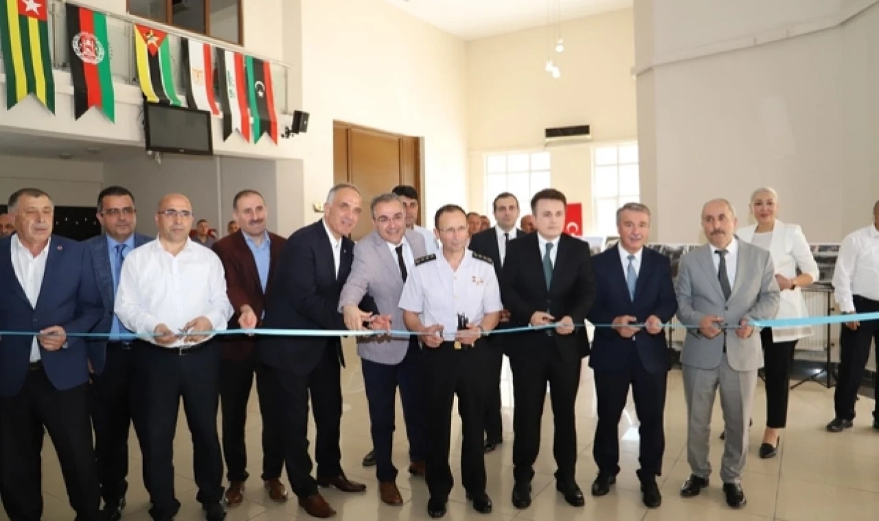 "Türkiye'de Darbeler ve 15 Temmuz" Konulu Konferans Düzenlendi