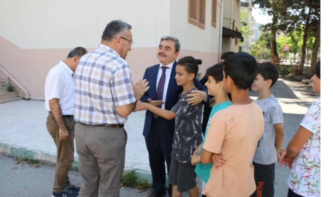 Türkmen, Abdurrahman Kamil Ortaokuluna Ziyarette Bulundu