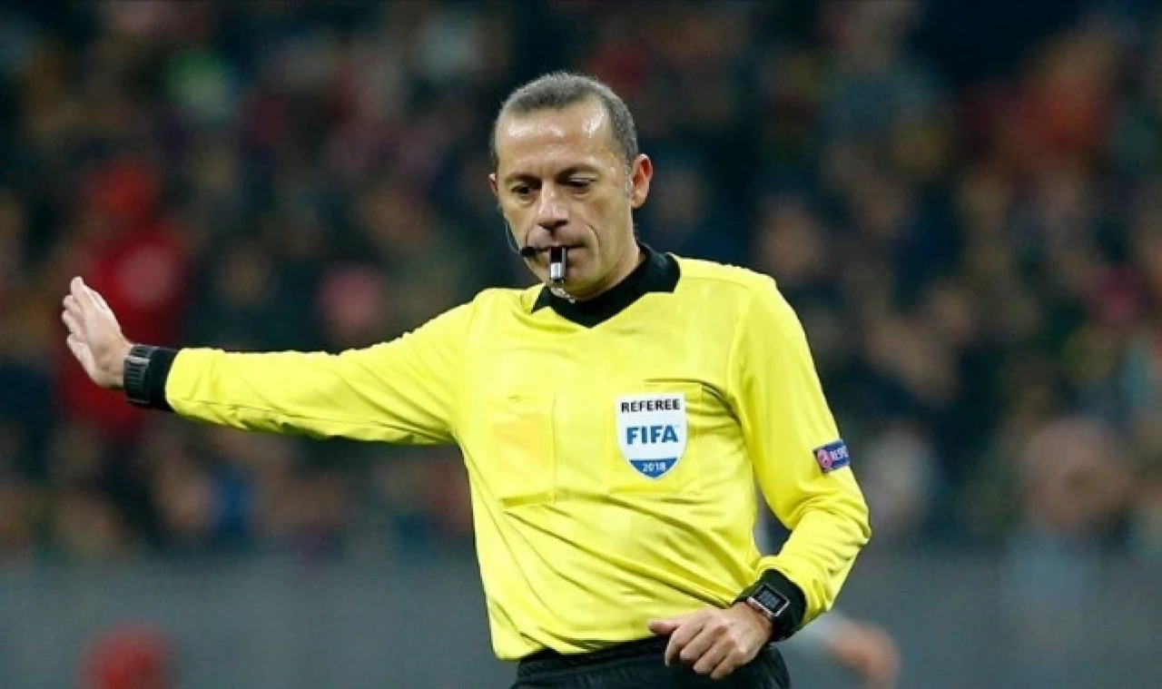 UEFA'dan Cüneyt Çakır'a Görev