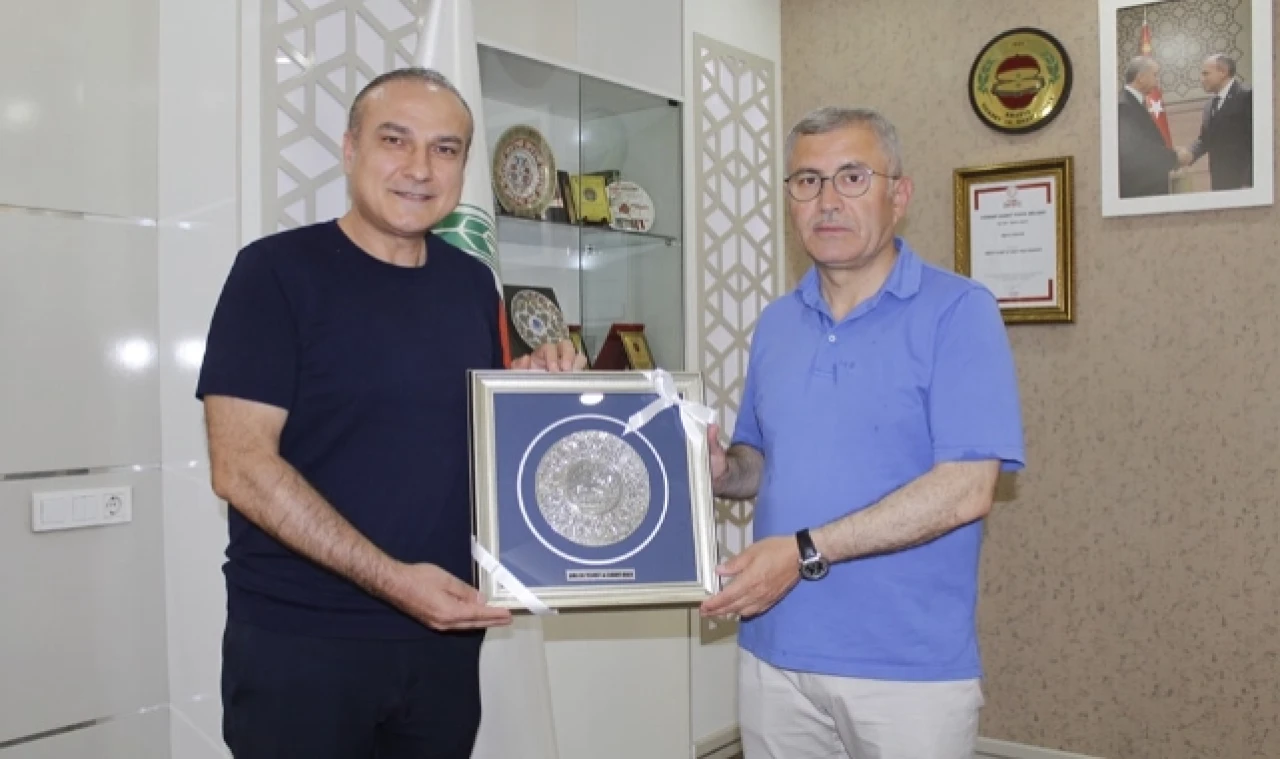 Üsküdar Belediye Başkanı Türkmen'den ATSO Başkanına ziyaret
