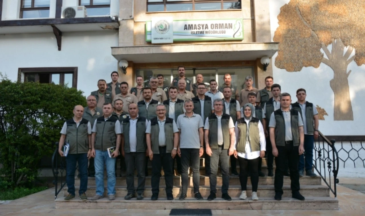 "Vatanını En Çok Seven Görevini En İyi Yapandır"