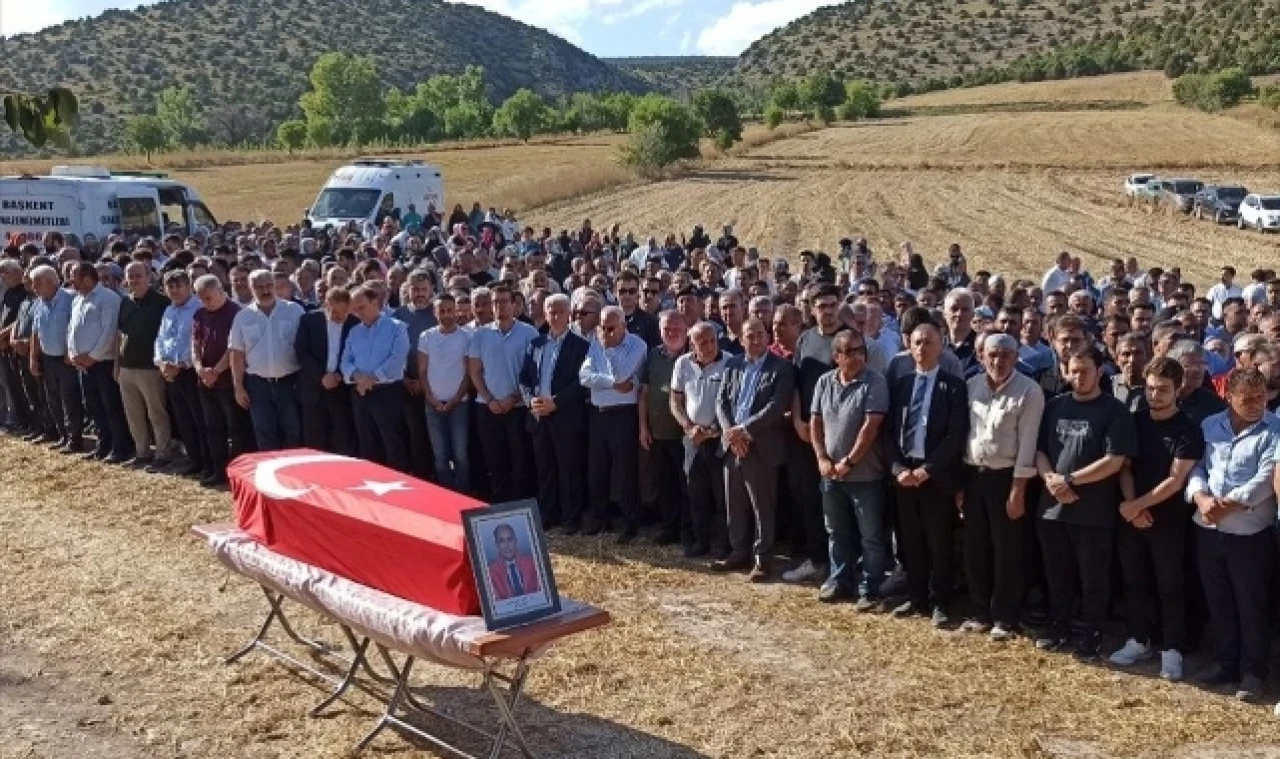 Yargıtay Üyesi  son yolculuğuna uğurlandı