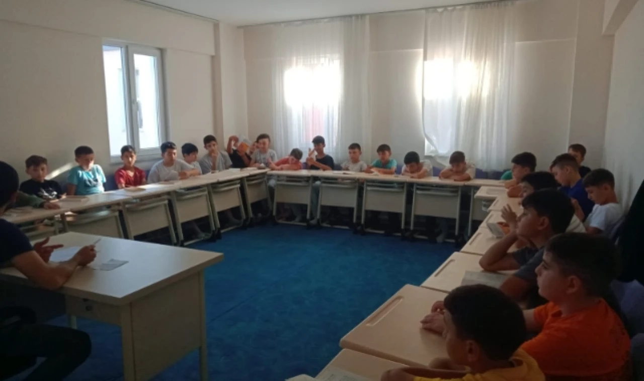 "Yazımda Kardeşlik Var" Eğitim Programı Başladı