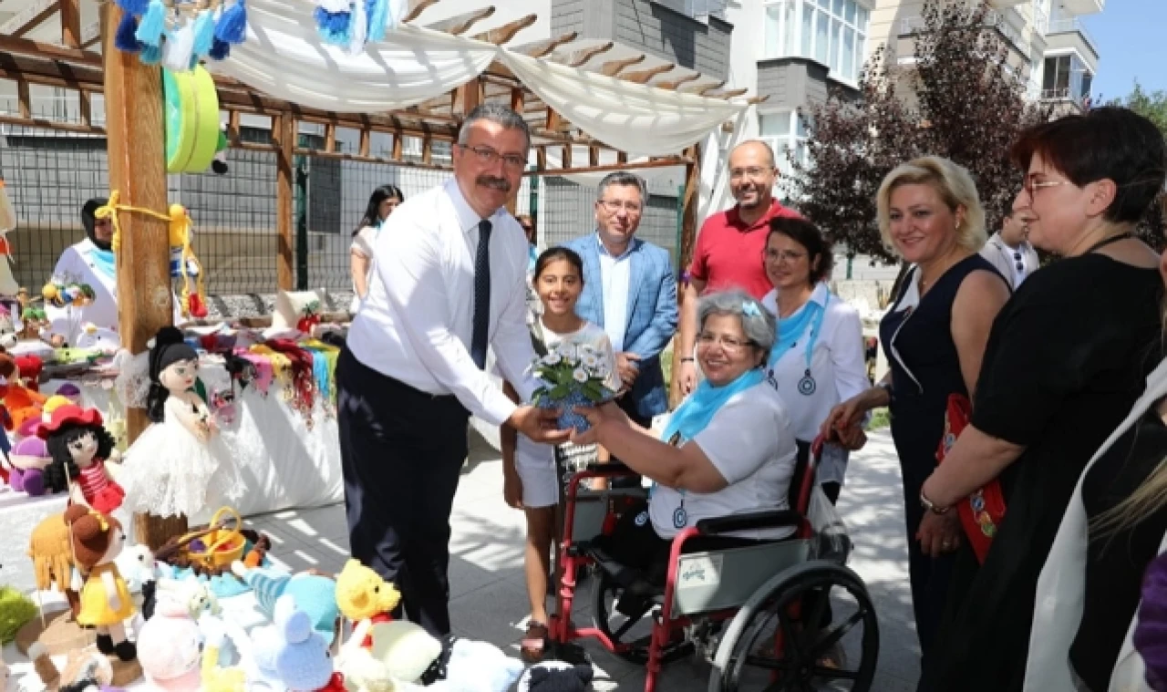 Zübeyde Hanım Kadın Kültür Evi Yaz Sergisi açıldı