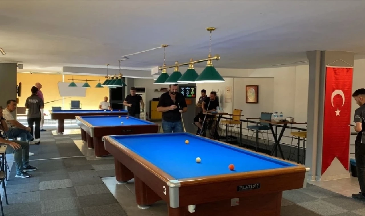 30 Ağustos Zafer Bayramı 3 Bant Bilardo Turnuvası Başladı