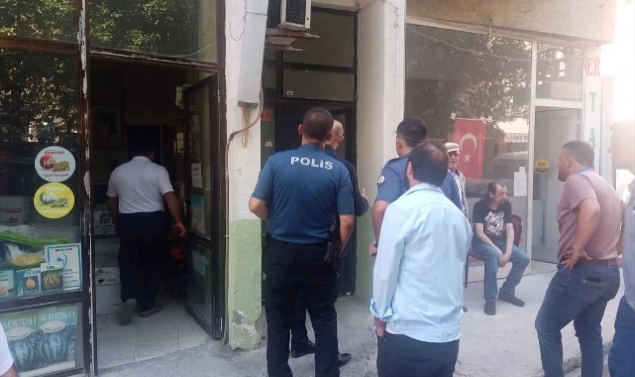 Apartman Boşluğunda Çıkan Yangın Söndürüldü