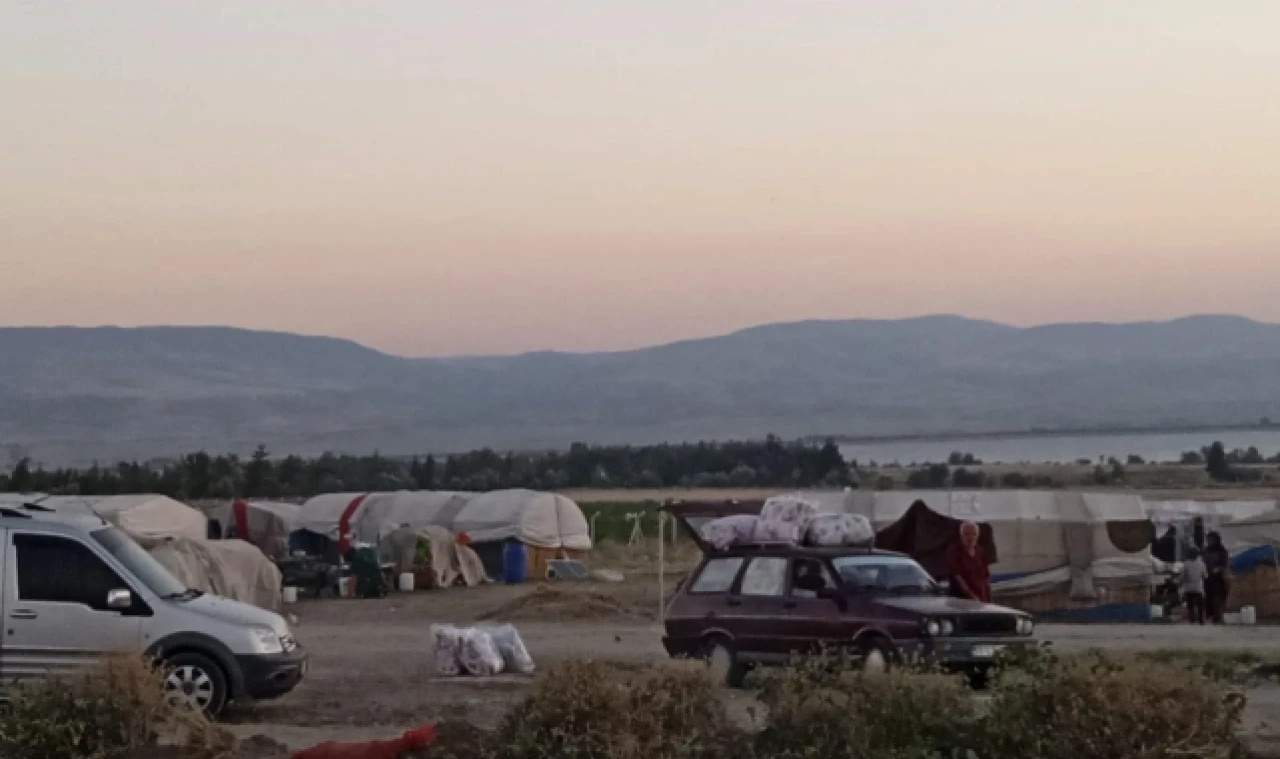 Bölgeye gelen tarım işçileri ziyaret edildi