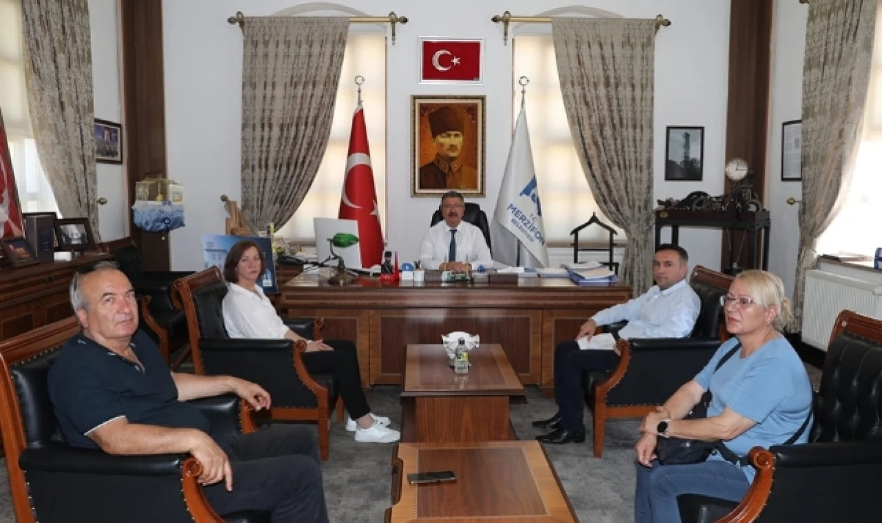 Çevik ve ekibinden nezaket ziyareti
