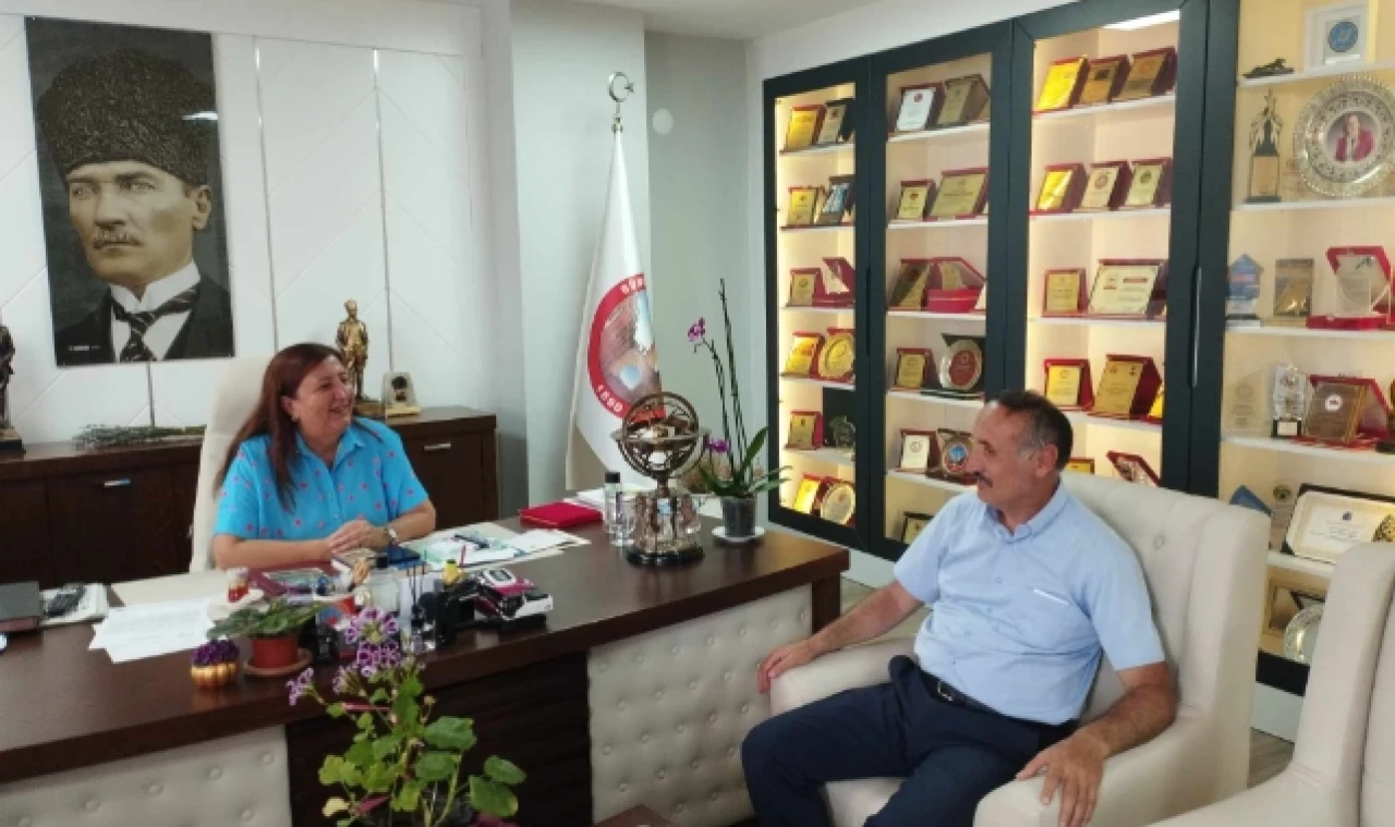 Cezaevi Müdürü İbrahim Soydan veda ziyaretlerine başladı.