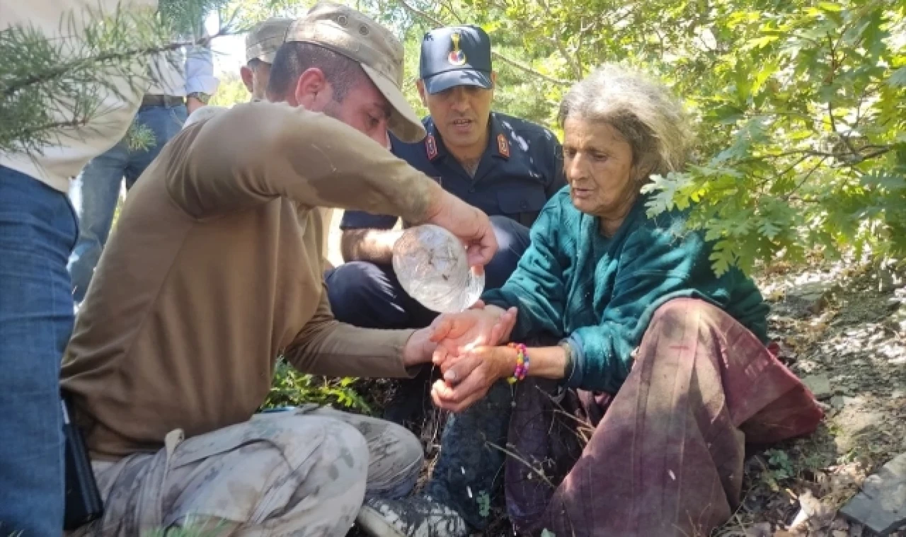 Çilek toplarken kaybolan kadın 21 saat sonra bulundu