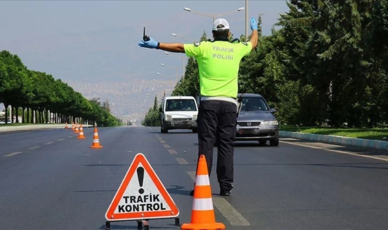 Emniyet Genel Müdürlüğünden ülke genelinde trafik denetimi