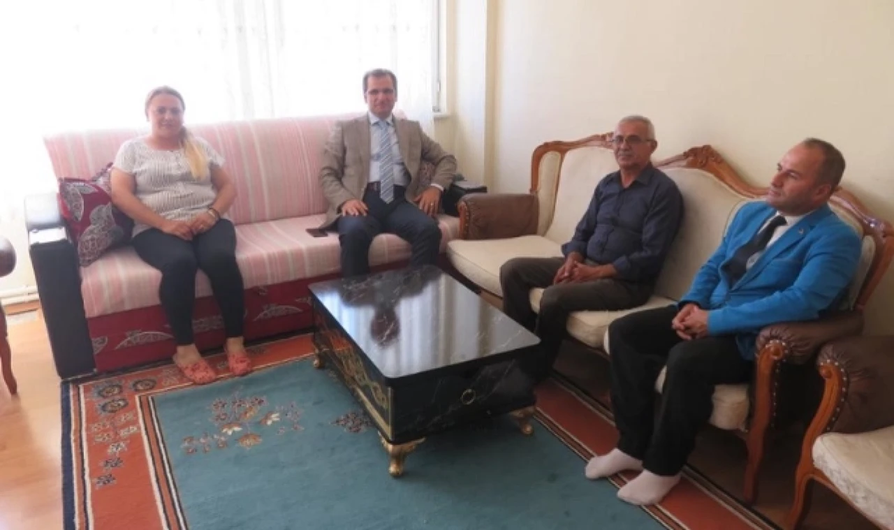 Güldoğan, Şehit ve Gazi Ailelerini Ziyaret Etti