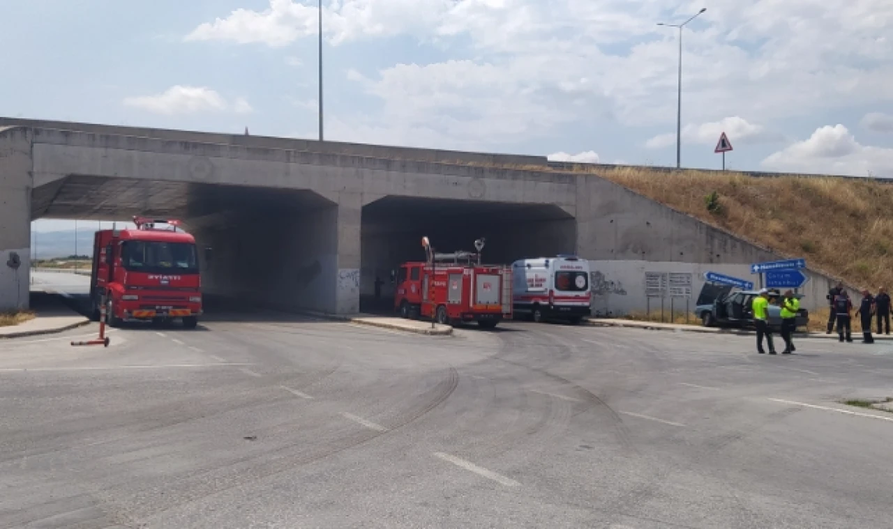 Havaalanı yolunda kaza: 1 ölü