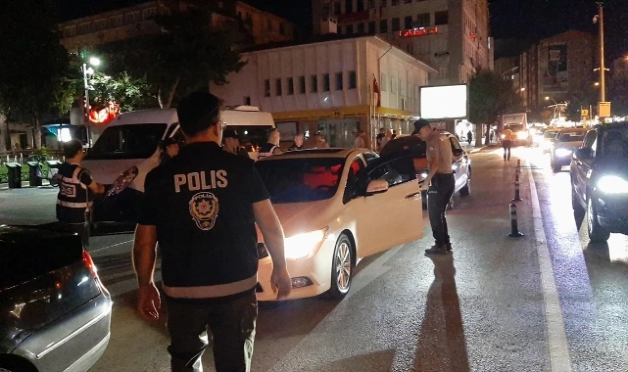  İl Emniyet Müdürlüğü tarafından 'Çorum 19' asayiş uygulaması gerçekleştirildi