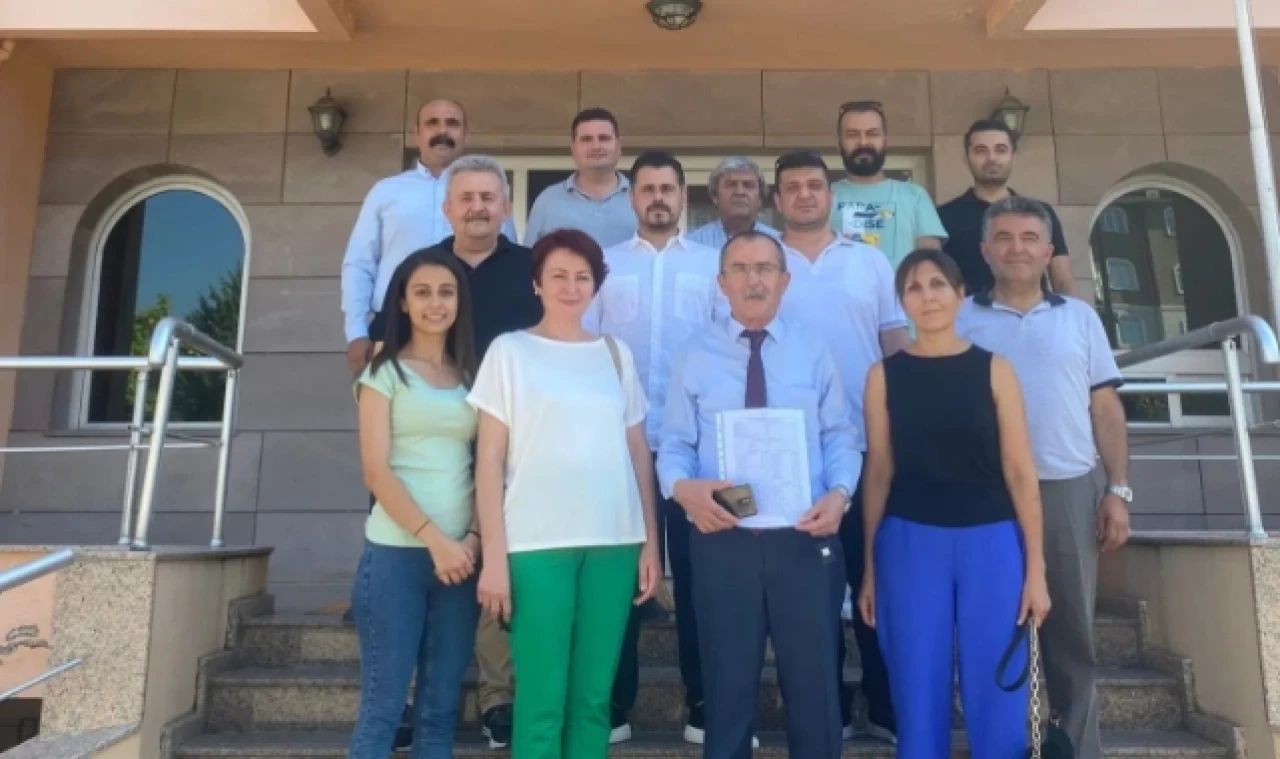 İlk ziyaretlerini Sergen Arslan’ın kabrine yaptılar