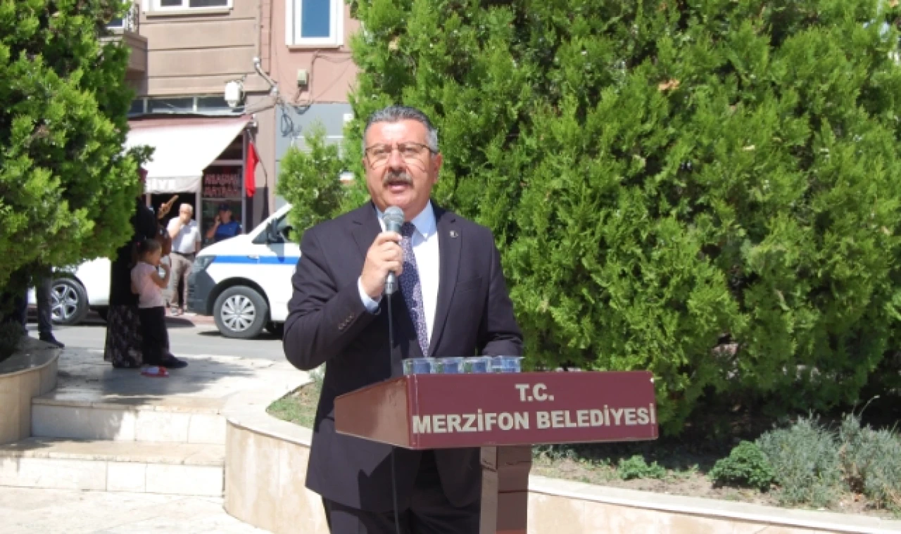 ‘İnsanlar gelip geçiyor, eserleri ile anılıyor’