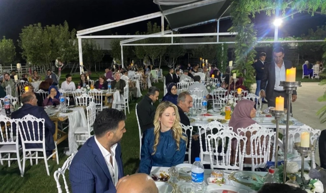 İsmail Koç dünya evine girdi