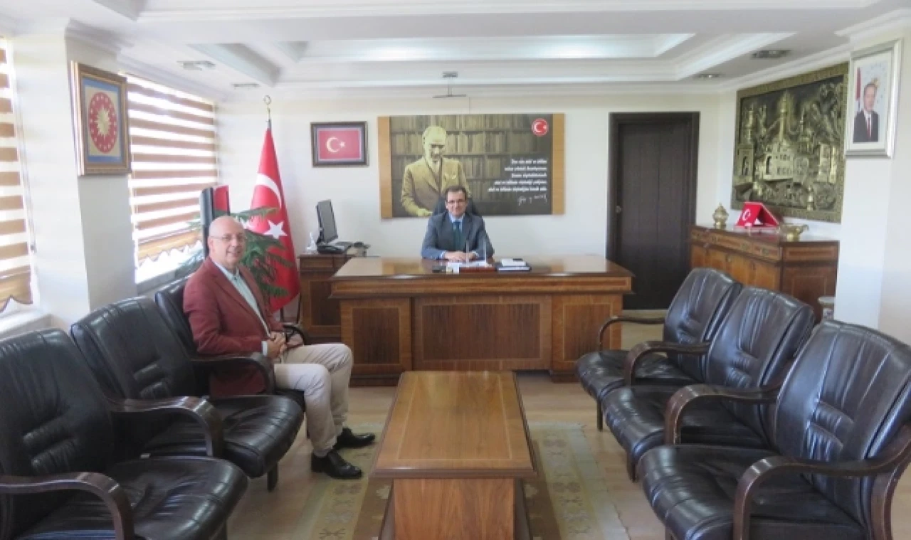 Noter Altuntaş'tan Kaymakam Güldoğan'a ziyaret