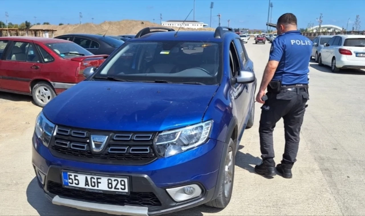 Otomobilin Çarptığı Yaya Hastaneye Kaldırıldı