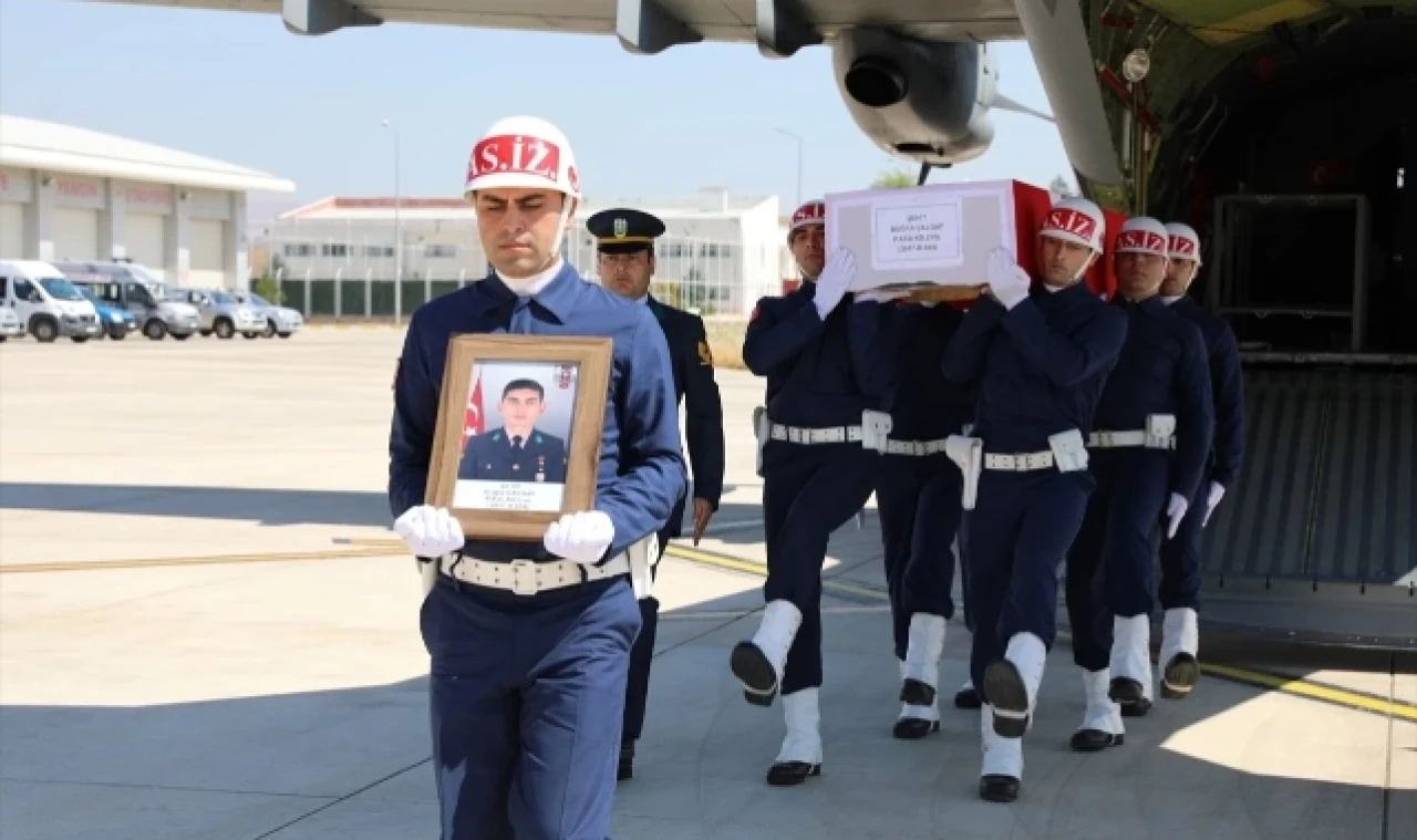 Şehit  Buğra Çalgay'ın Naaşı Merzifon'dan Alınarak Çorum'da Son Yolculuğuna Uğurlandı