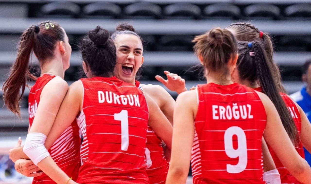 Türkiye, FIVB 19 Yaş Altı Kızlar Dünya Voleybol Şampiyonası'nda finale çıktı