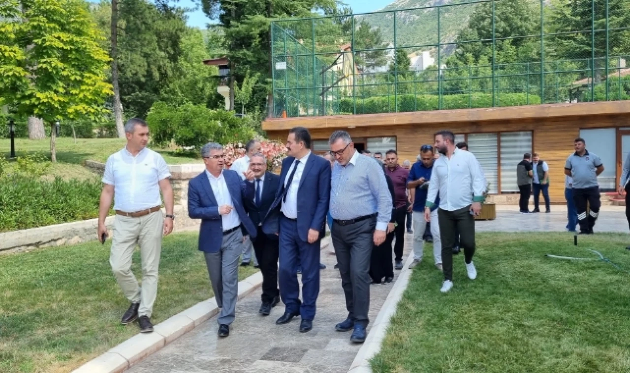 Vekillerden Amasya Orman Bölge Müdürlüğüne Ziyaret